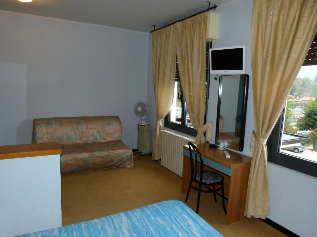 Hotel Olivi Salo Exterior photo